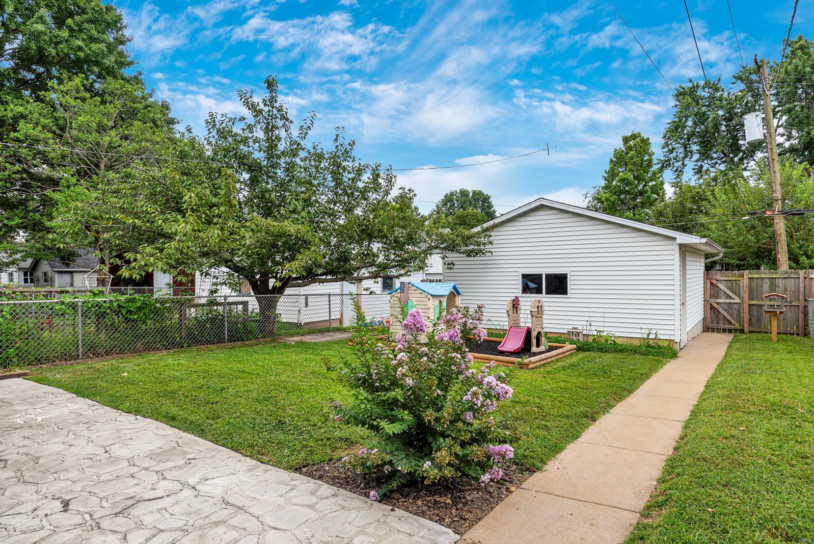 5746 Rhodes Avenue St. Louis, MO 63109 - Photo 29 of 37 Gallery Image 29