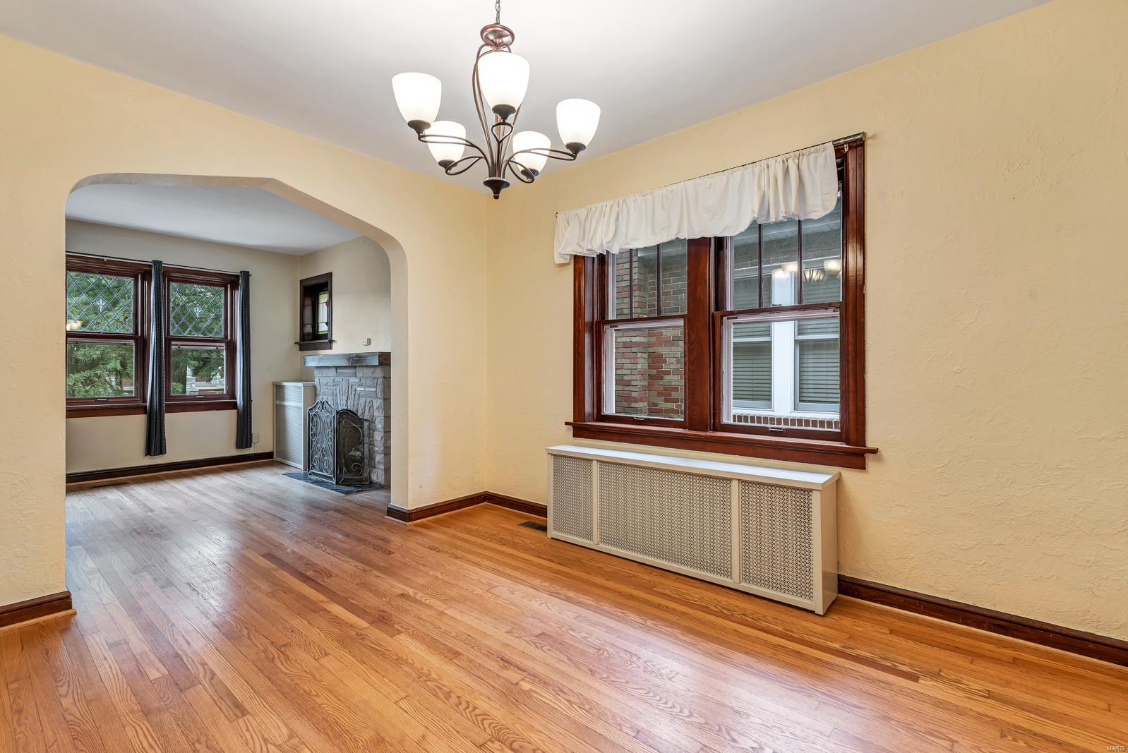 5746 Rhodes Avenue St. Louis, MO 63109 - Photo 10 of 37 Gallery Image 10