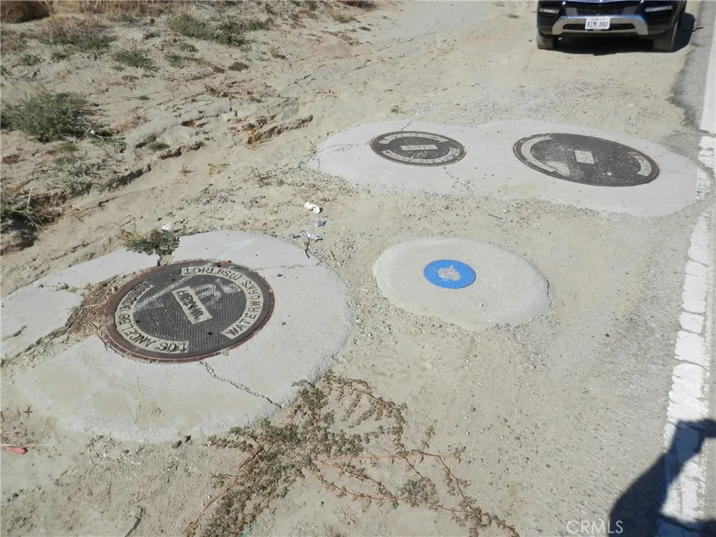 0 20th Street Lancaster, CA 93534 - Photo 5 of 17 a view of bathroom sink