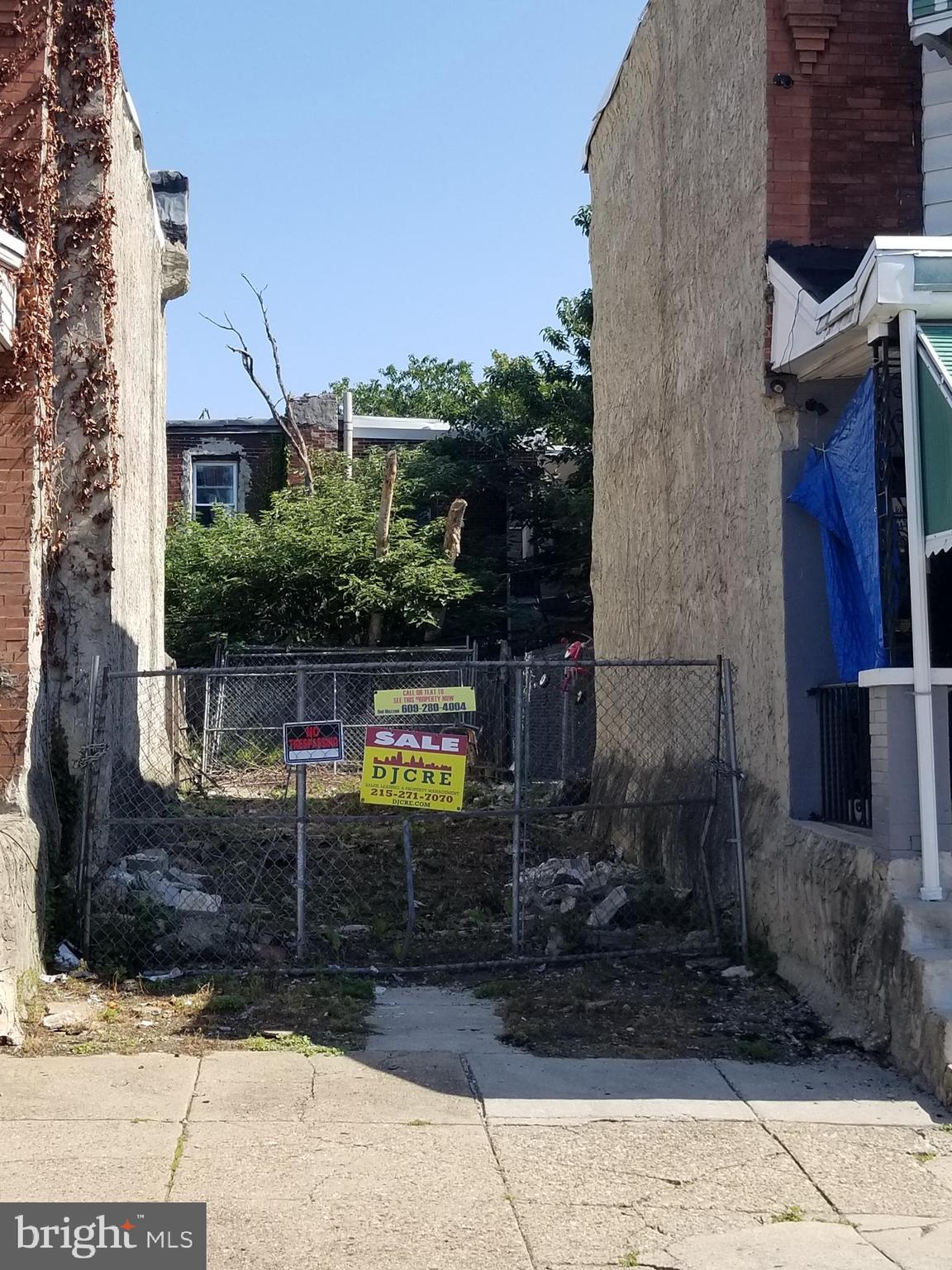2133 Mifflin Street Philadelphia, PA 19145 - Photo 1 of 6 a view of a street sign