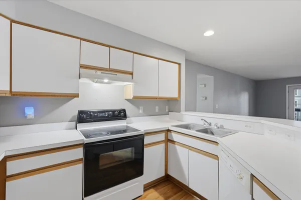 $258,000 | 1307 Millbrook Trail, Ann Arbor, MI 48108