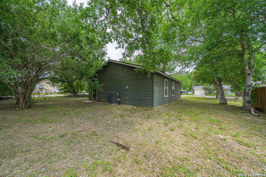 229 Virginia Street Pleasanton, TX 78064 - Photo 26 of 31