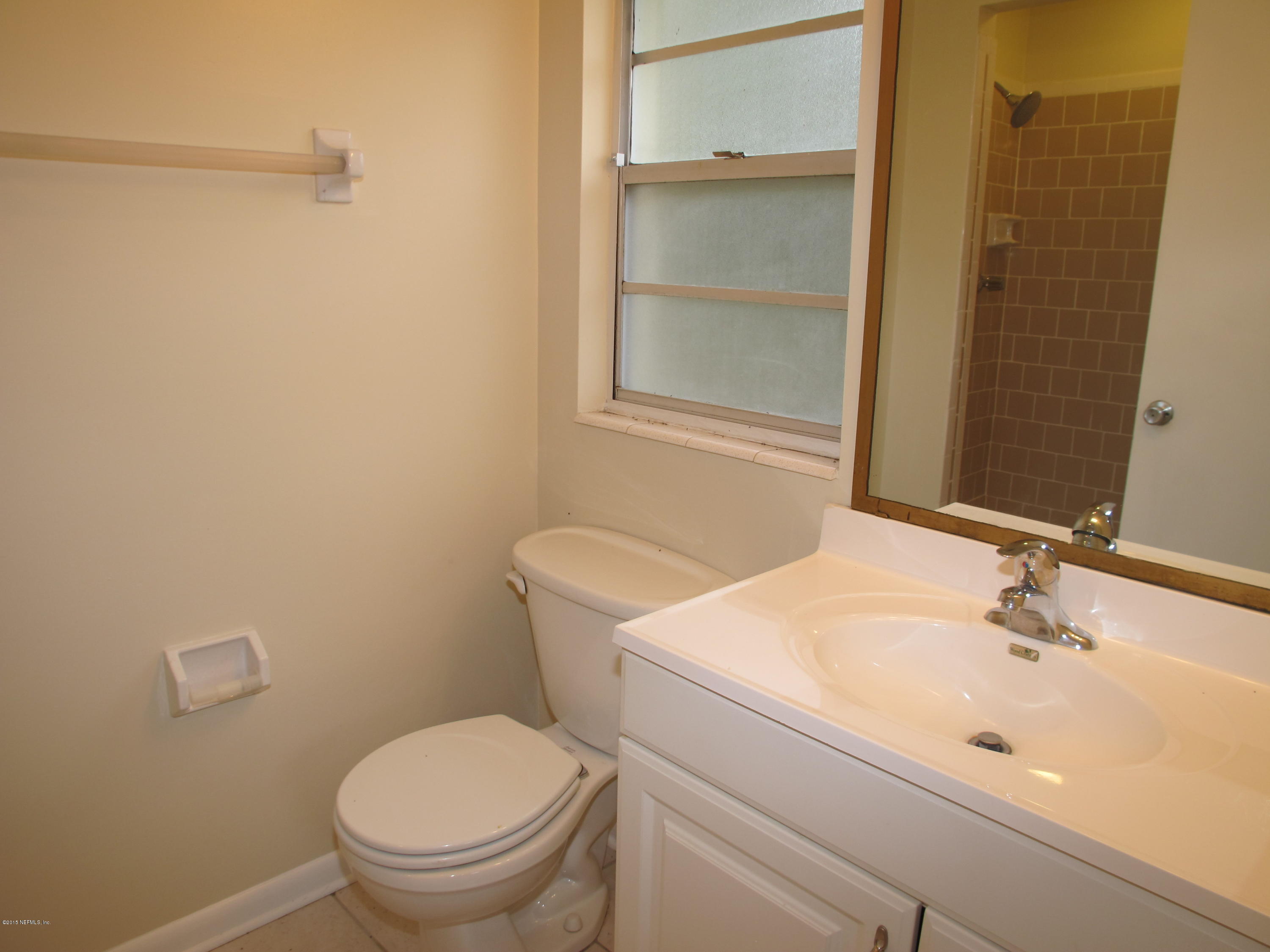 10344 Dobell Road Jacksonville, FL 32246 - Photo 15 of 25 Master Bath