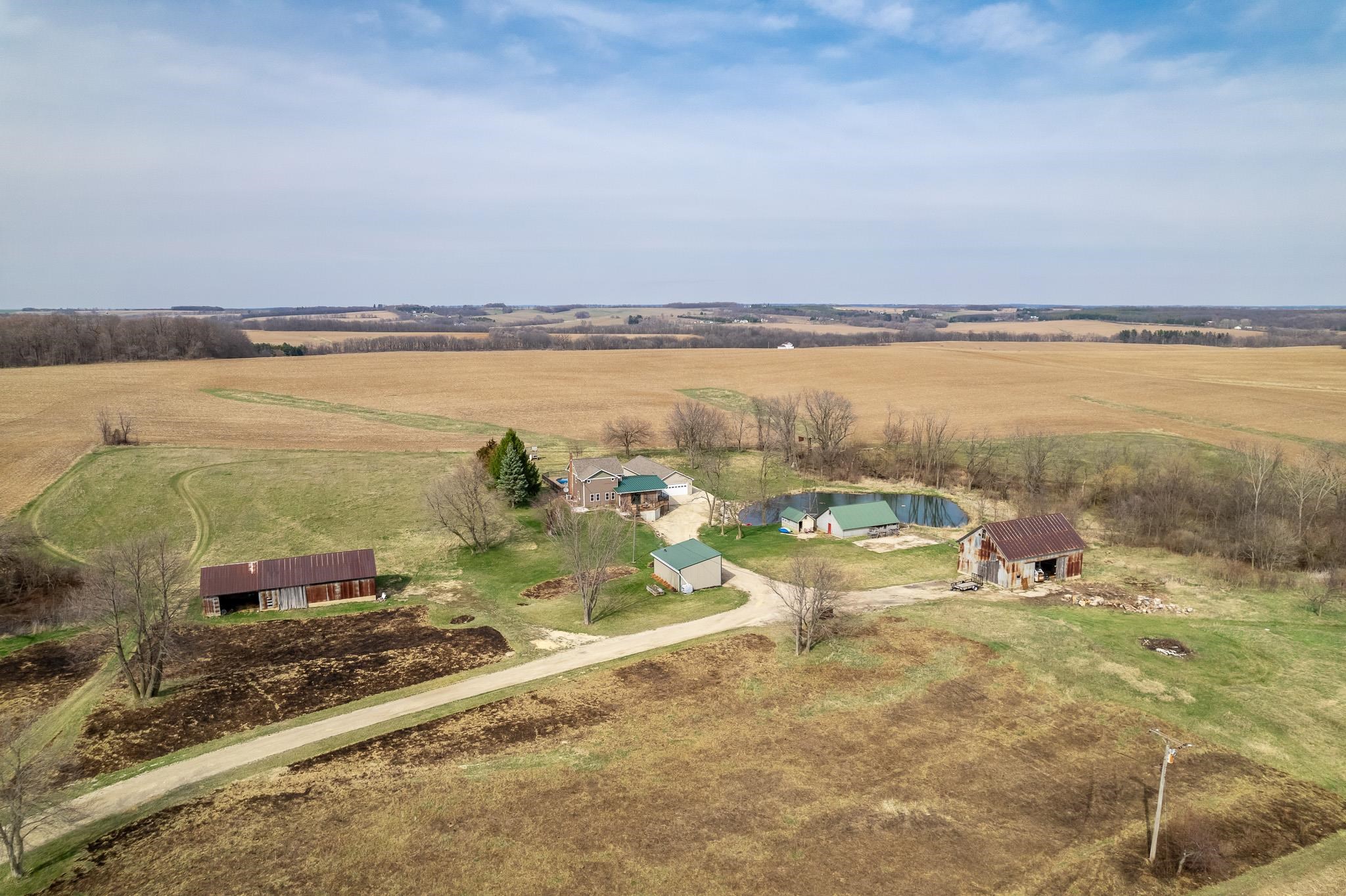 10760 East Rock Grove Road Davis, IL 61019 - Photo 5 of 91