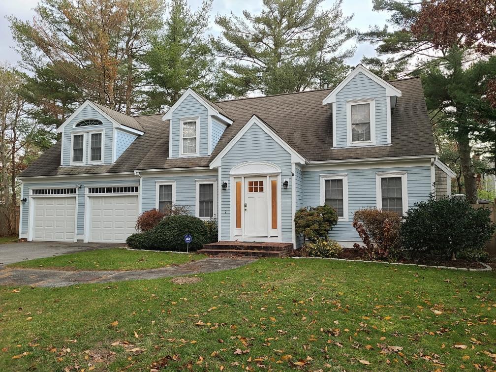 simons narrows with new doors