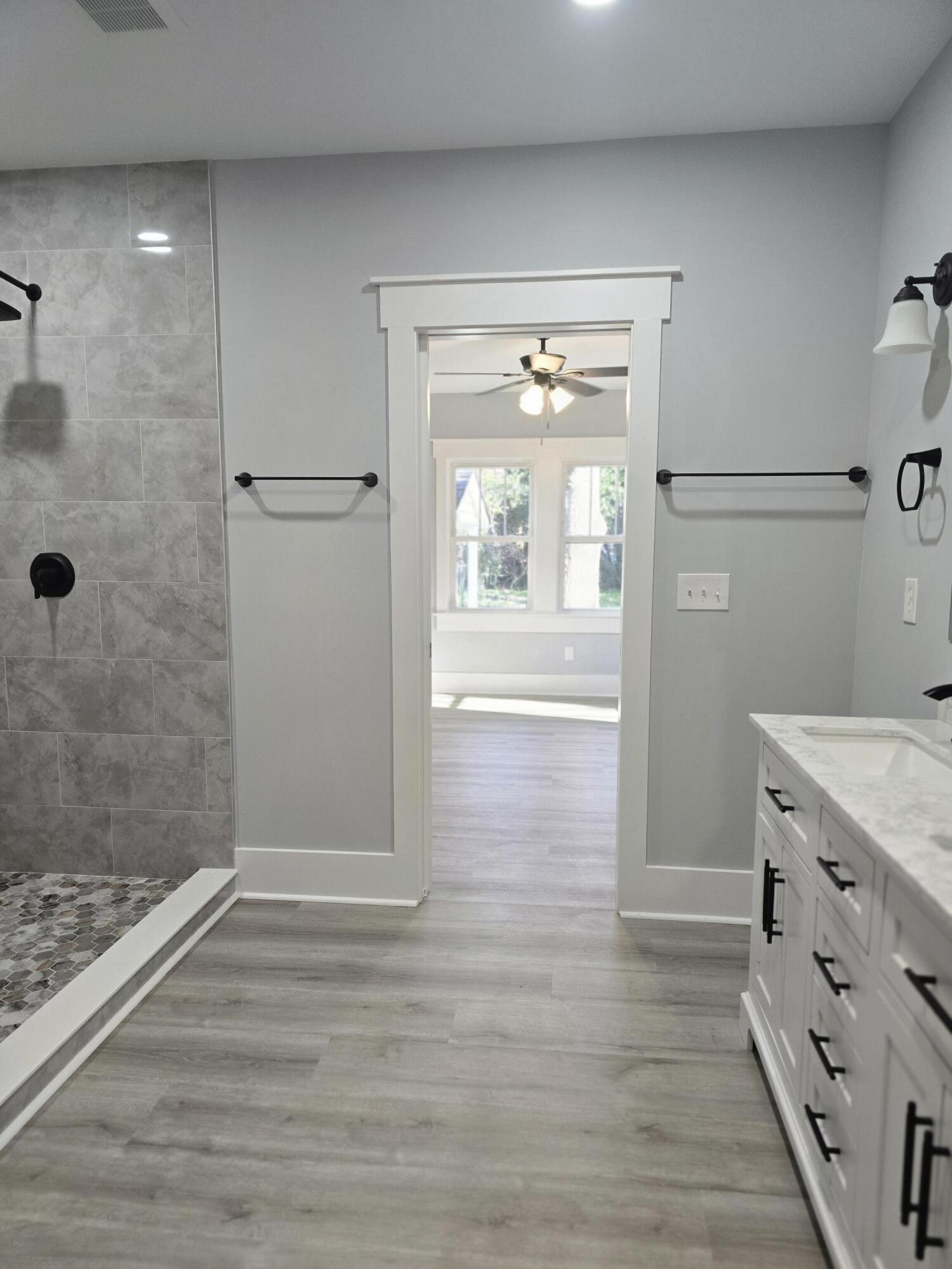 203 East George Street St. George, SC 29477 - Photo 12 of 29