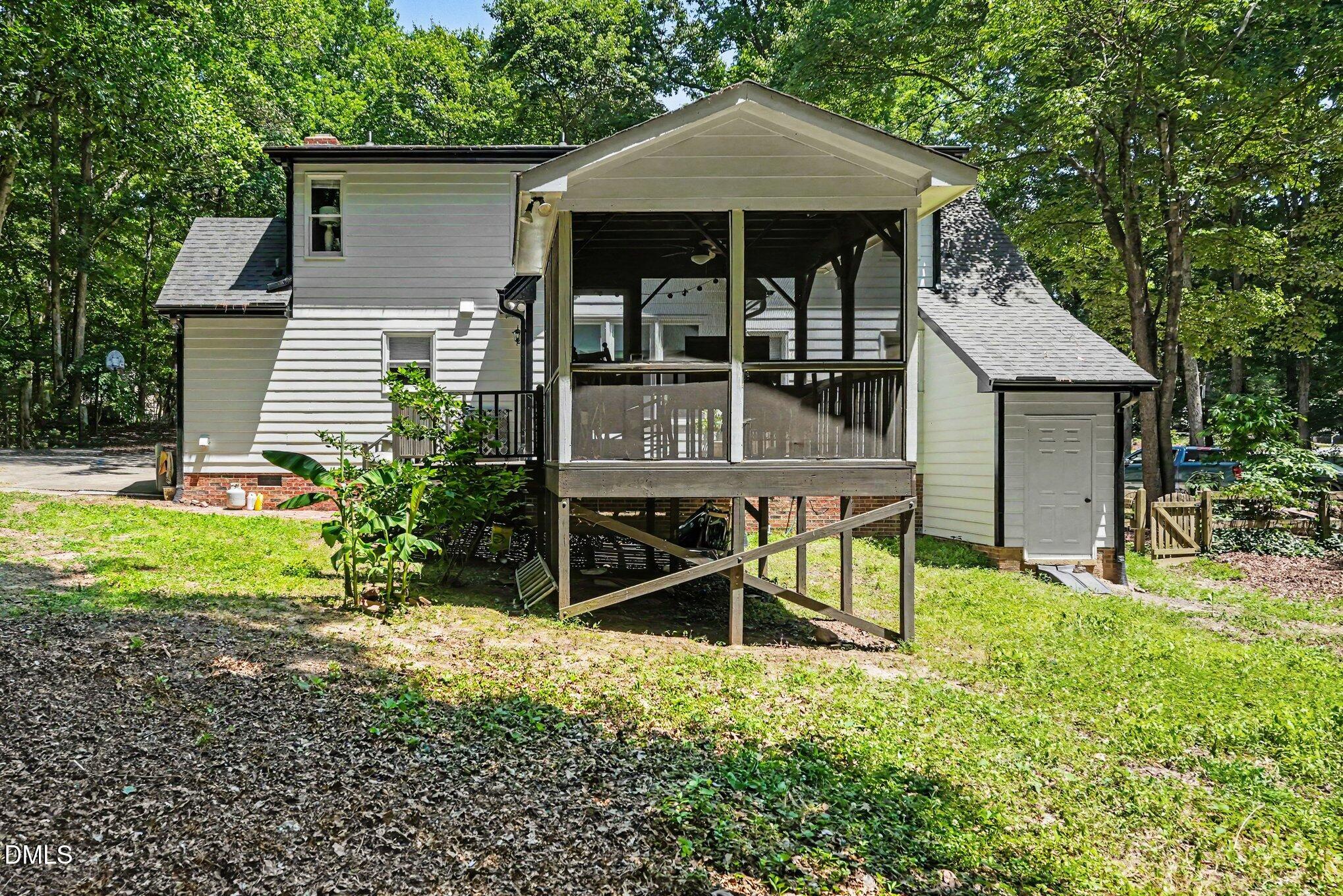 6016 Hampton Ridge Road Raleigh, NC 27603 - Photo 28 of 32 028_file_5970