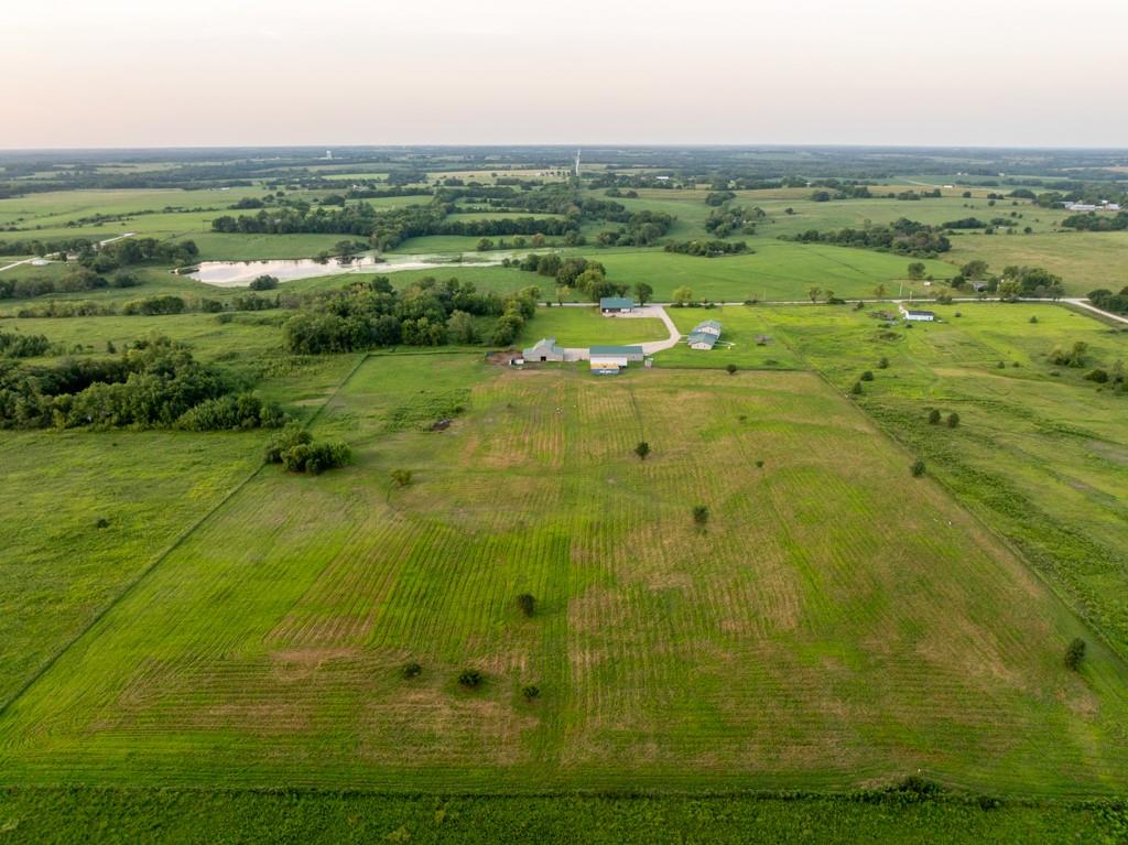1009 Southwest 180th Road Holden, MO 64040 - Photo 11 of 91 Gallery Image 11