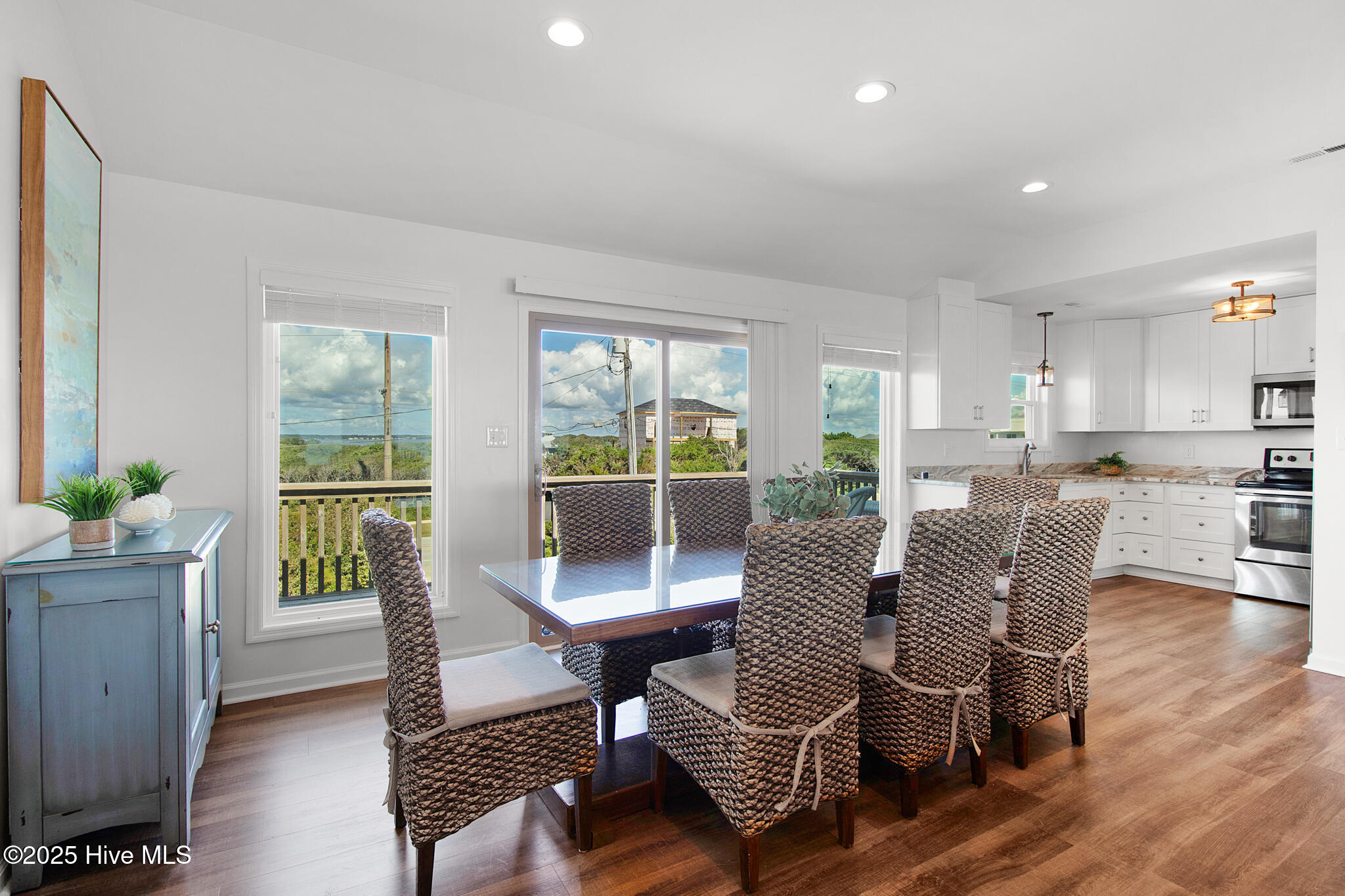 1819 Salter Path Road Indian Beach, NC 28512 - Photo 6 of 68 Dining area