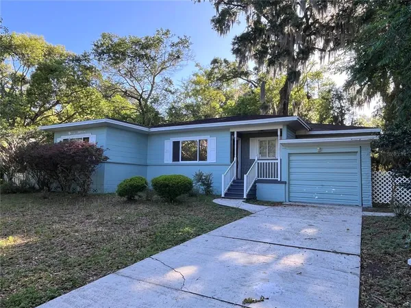 $1,775 | 12 South University Circle, DeLand, FL 32724