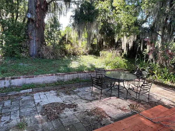 $1,775 | 12 South University Circle, DeLand, FL 32724