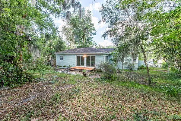 $1,775 | 12 South University Circle, DeLand, FL 32724