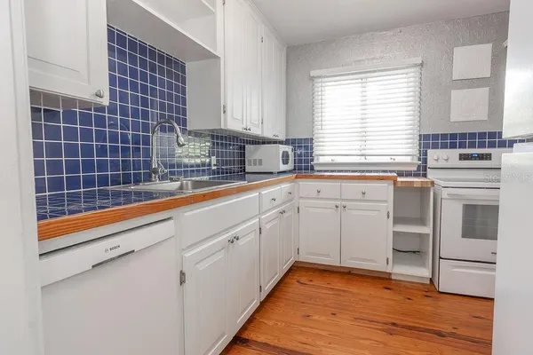 $1,775 | 12 South University Circle, DeLand, FL 32724