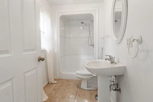 $1,775 | 12 South University Circle, DeLand, FL 32724