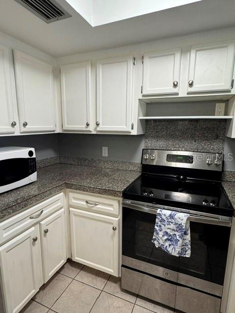 11365 Walsingham Road Seminole, FL 33778 - Photo 14 of 45 Gallery Image 14
