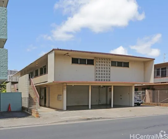 $1,450 | 3353 Campbell Avenue, Unit 4, Honolulu, HI 96815