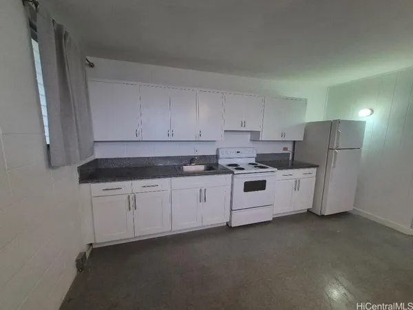 $1,450 | 3353 Campbell Avenue, Unit 4, Honolulu, HI 96815