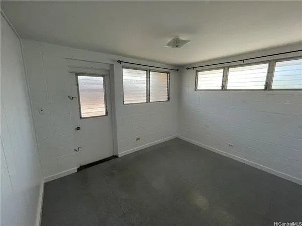 $1,450 | 3353 Campbell Avenue, Unit 4, Honolulu, HI 96815