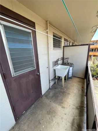 $1,450 | 3353 Campbell Avenue, Unit 4, Honolulu, HI 96815
