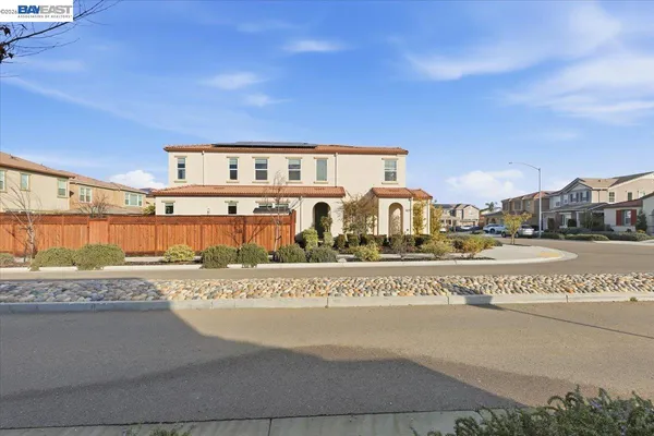 $850,000 | 2481 Azalea Avenue, Tracy, CA 95376