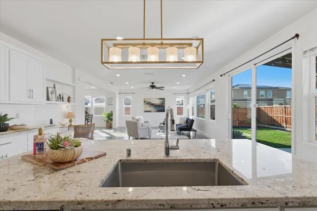 $879,000 | 2481 Azalea Avenue, Tracy, CA 95376