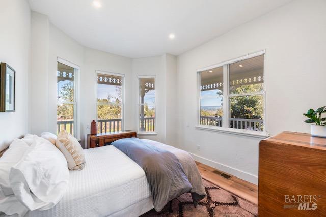 3485 Frei Road Sebastopol, CA 95472 - Photo 11 of 20 a bedroom with a bed and a window