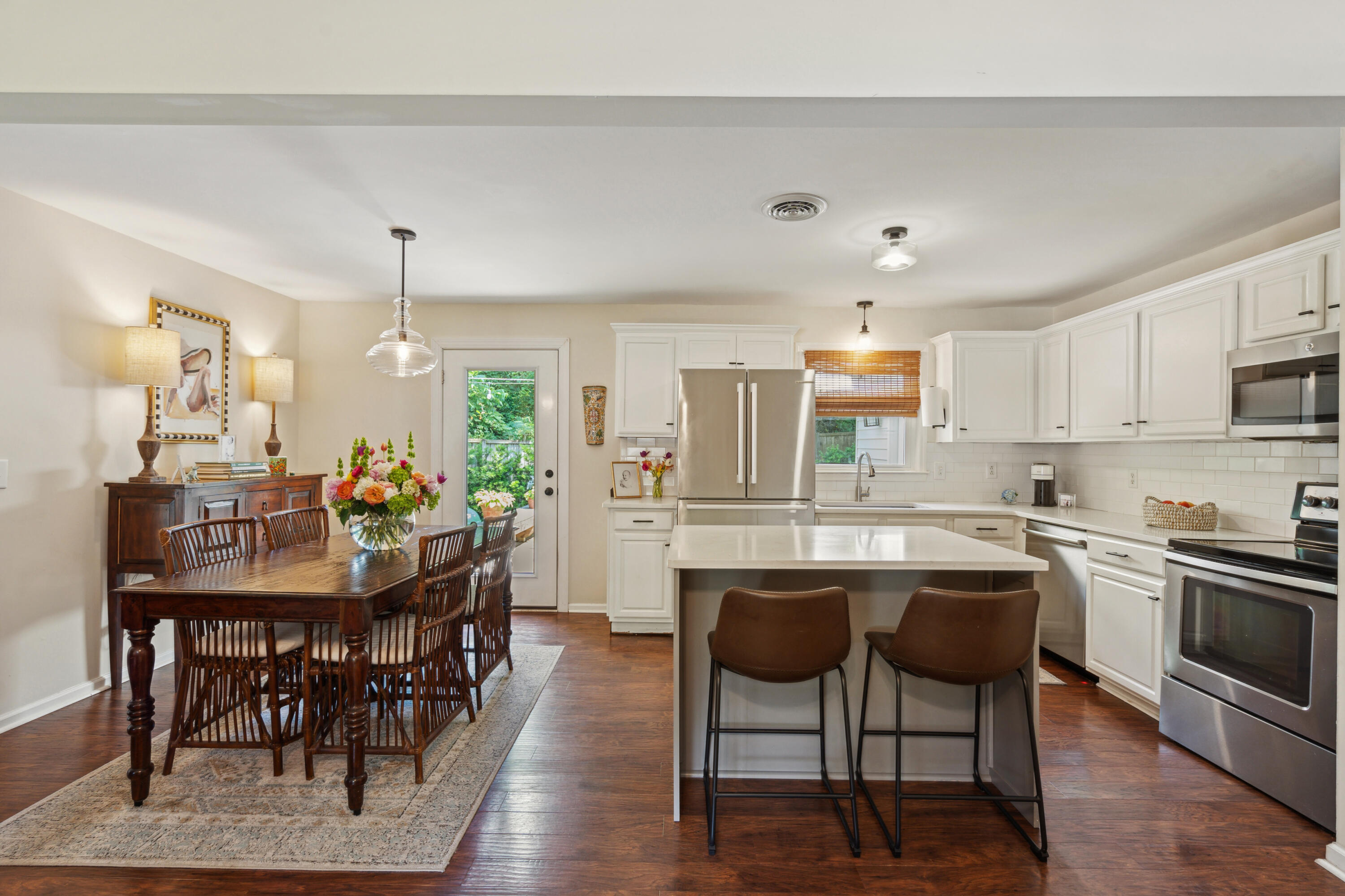 1107 Shadow Drive Mount Pleasant, SC 29464 - Photo 11 of 56 1107SShadowDr-KeenEyeMarketing-015