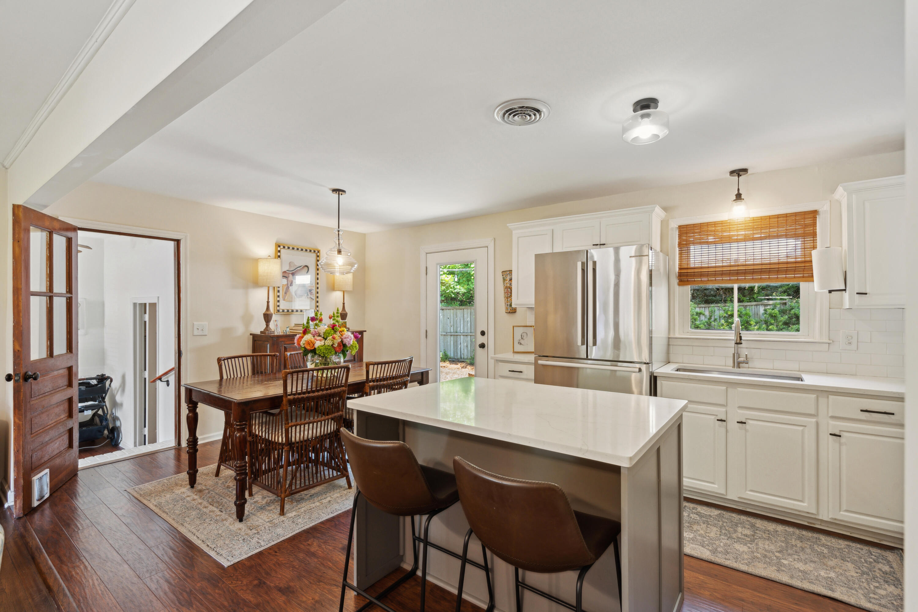 1107 Shadow Drive Mount Pleasant, SC 29464 - Photo 10 of 56 1107SShadowDr-KeenEyeMarketing-014