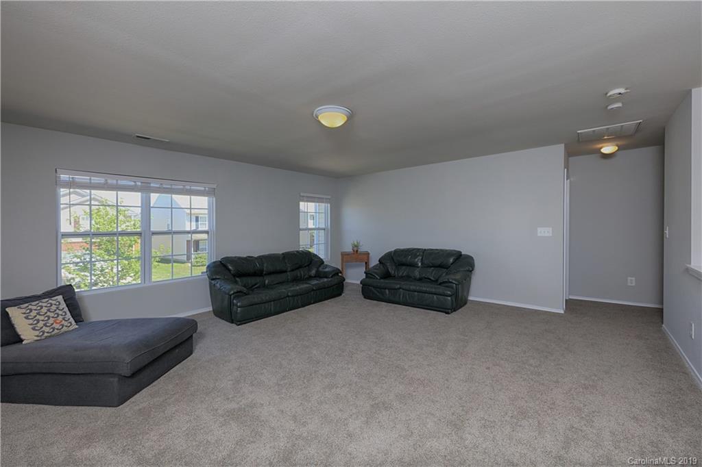 8736 Chalkstone Road Charlotte, NC 28216 - Photo 16 of 36 Gallery Image 16