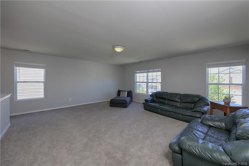 8736 Chalkstone Road Charlotte, NC 28216 - Photo 17 of 36 Gallery Image 17