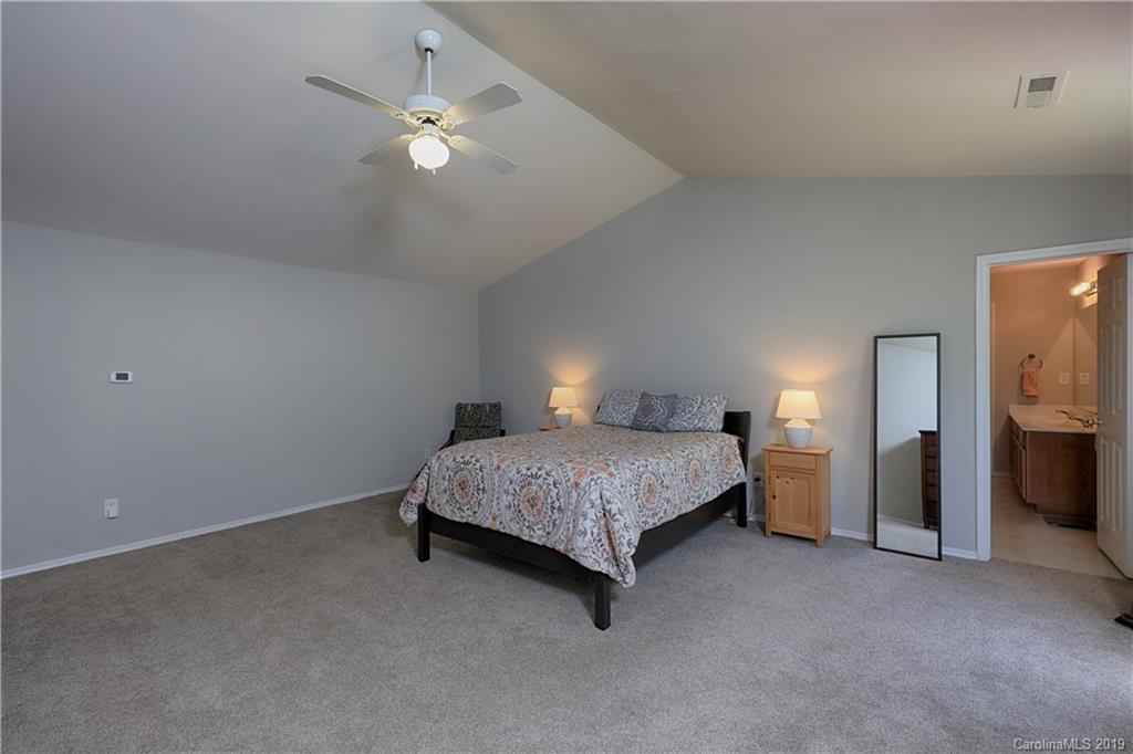 8736 Chalkstone Road Charlotte, NC 28216 - Photo 20 of 36 Gallery Image 20