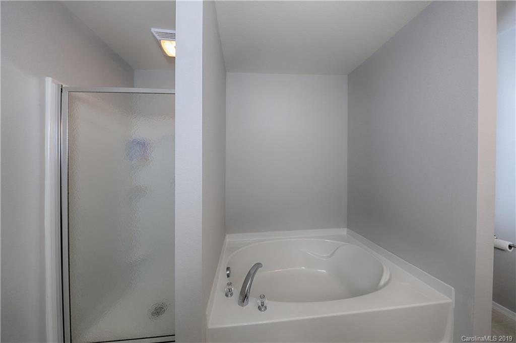 8736 Chalkstone Road Charlotte, NC 28216 - Photo 23 of 36 Gallery Image 23