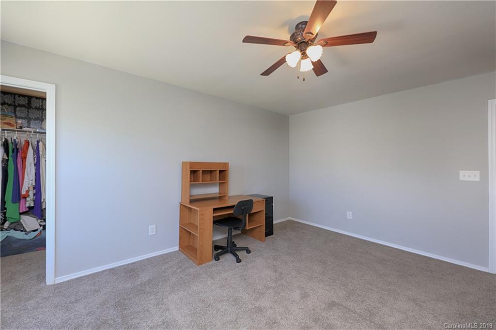 8736 Chalkstone Road Charlotte, NC 28216 - Photo 27 of 36 Gallery Image 27