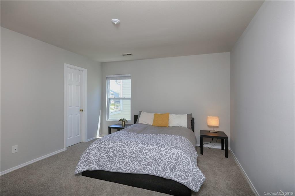 8736 Chalkstone Road Charlotte, NC 28216 - Photo 28 of 36 Gallery Image 28