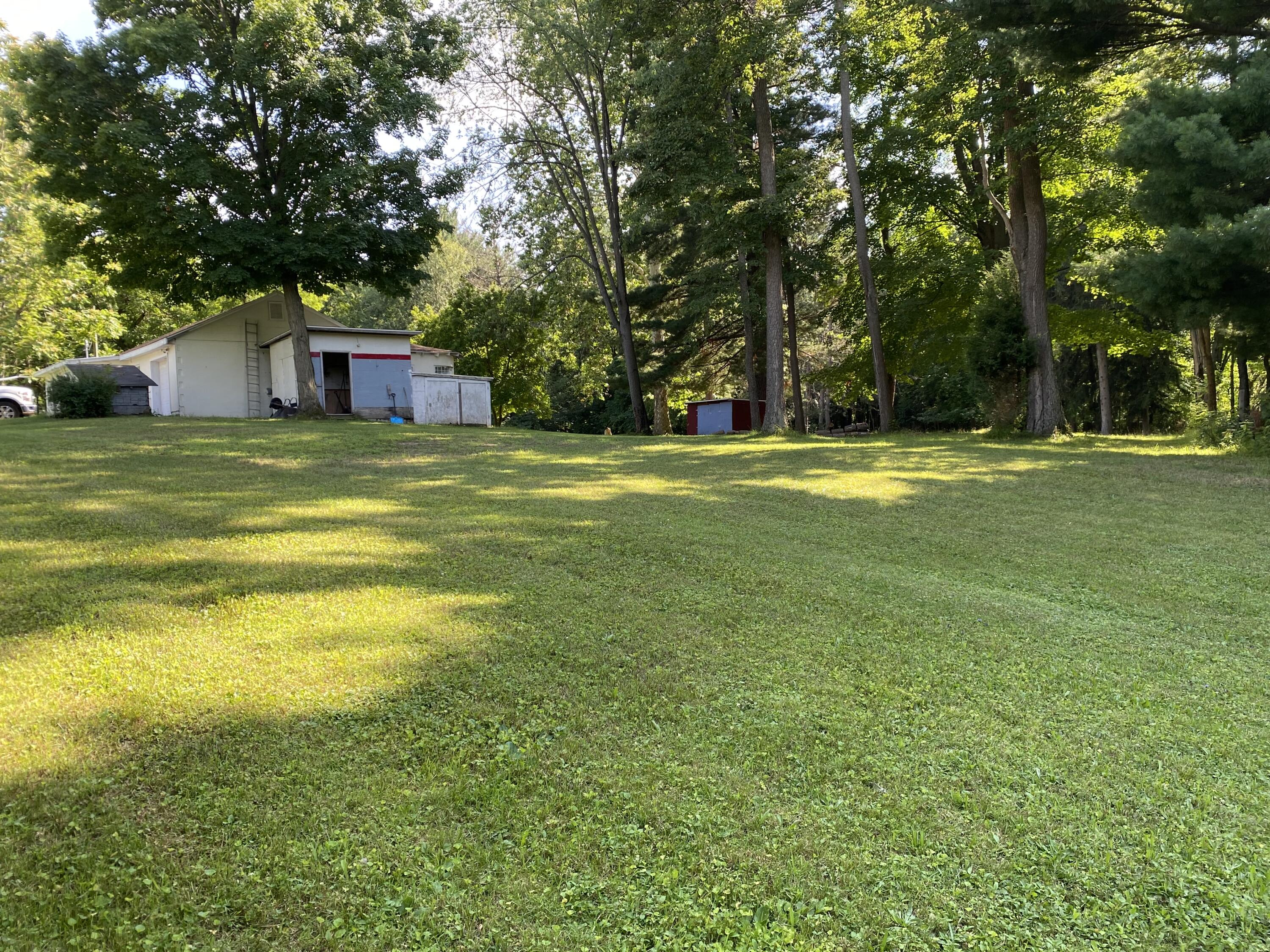 4544 North County Line Road Watervliet, MI 49098 - Photo 42 of 45 IMG_3526