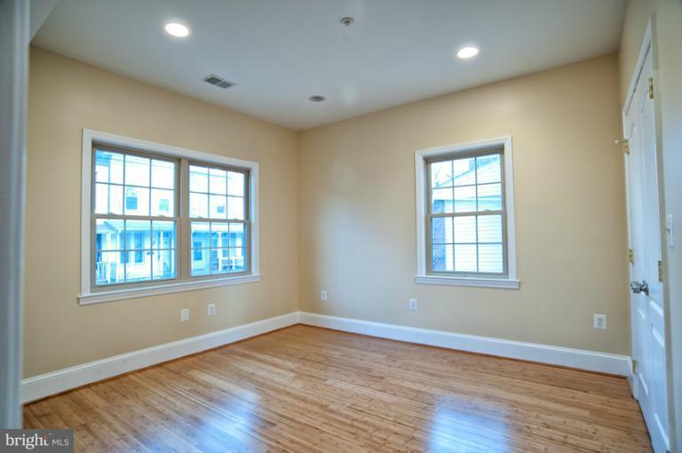 1630 Rosedale Street Northeast, Unit 2 Washington, DC 20002 - Photo 3 of 26 Living Room