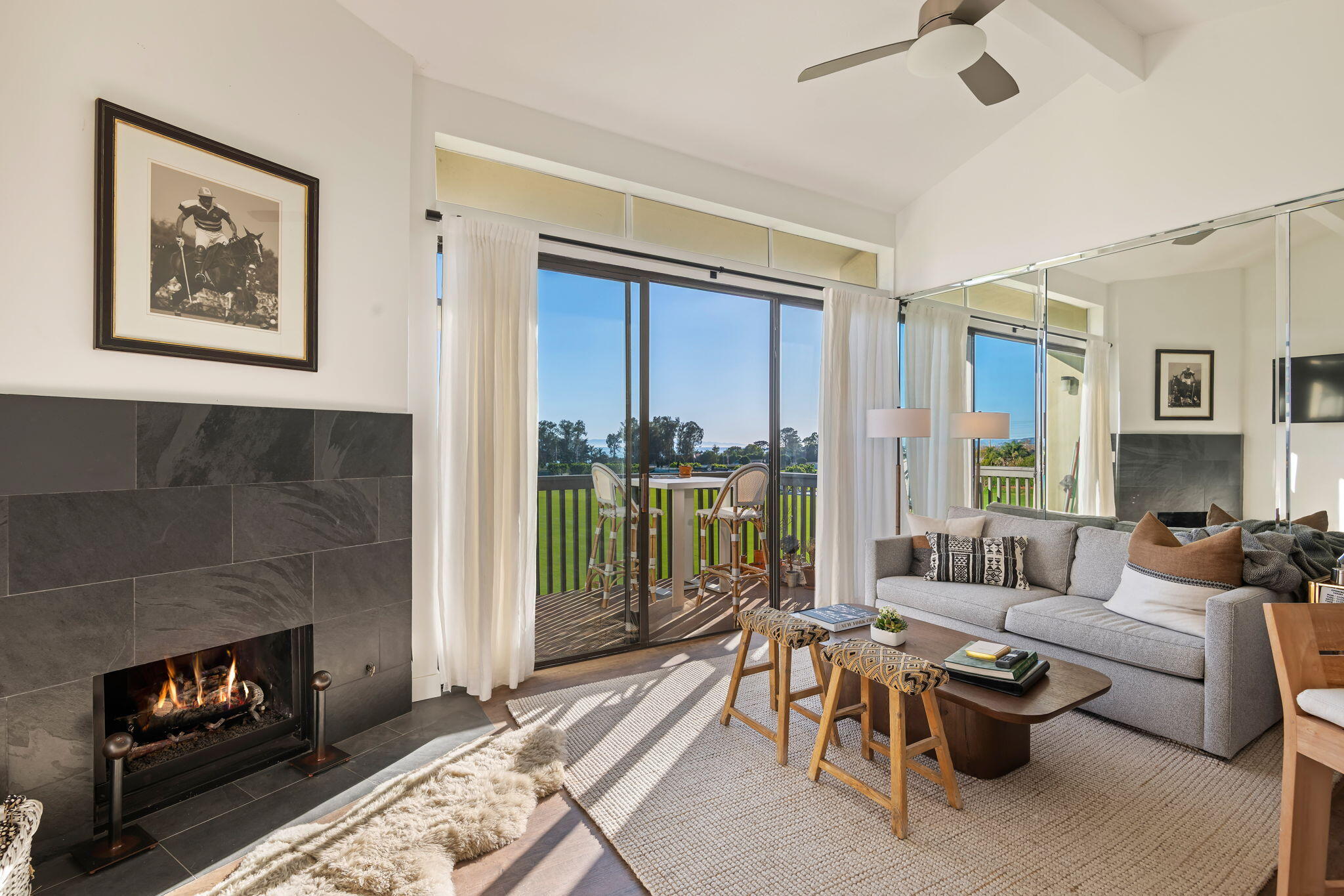 3375 Foothill Road, Unit 535 Carpinteria, CA 93013 - Photo 3 of 17 03-Living Room