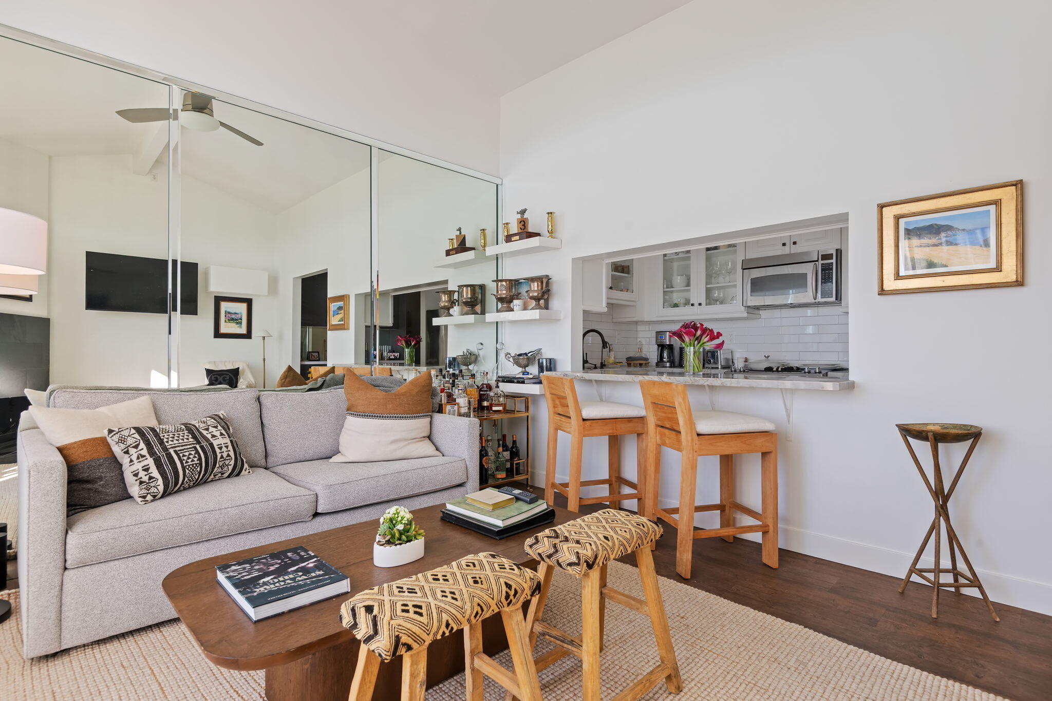3375 Foothill Road, Unit 535 Carpinteria, CA 93013 - Photo 6 of 17 07-Living Room