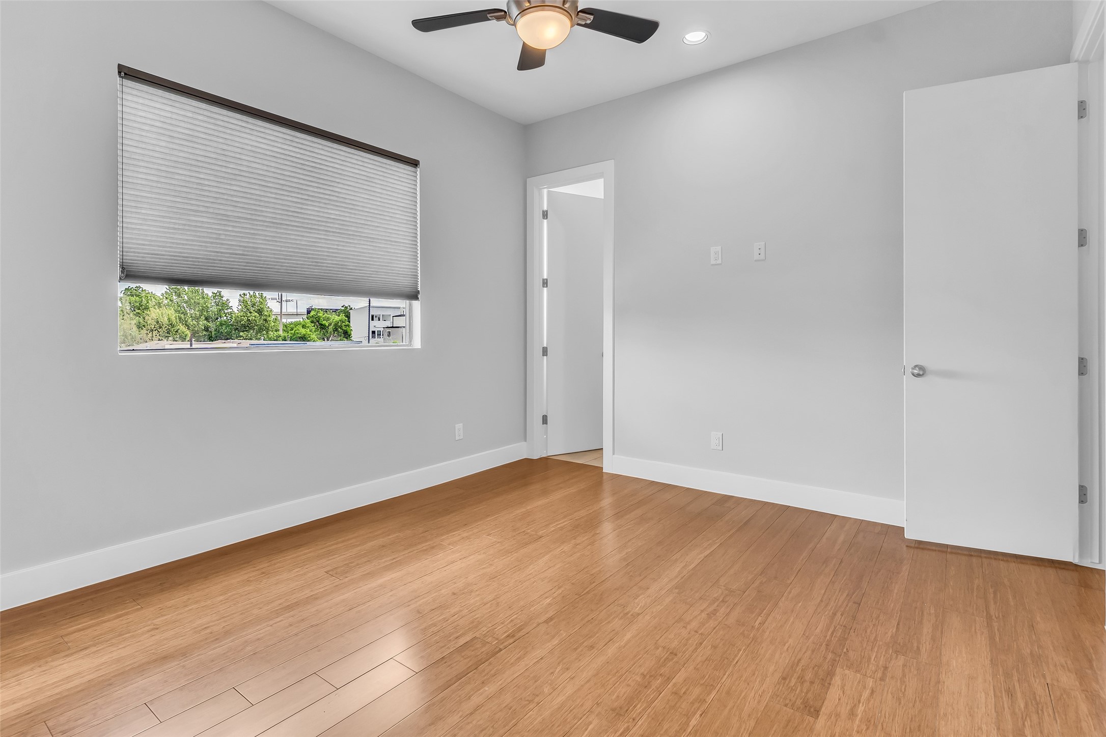 1802 Hickory Street Houston, TX 77007 - Photo 28 of 46