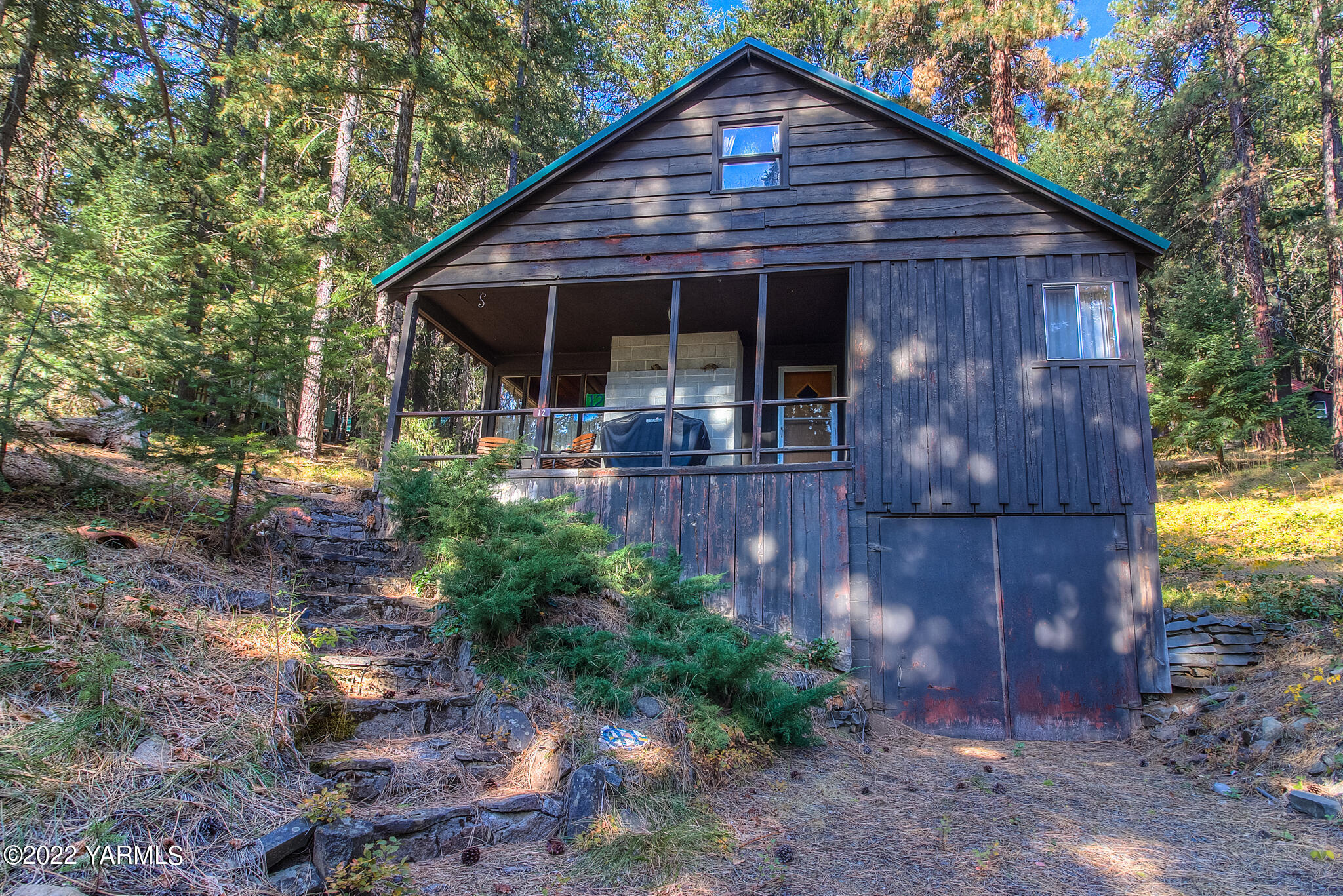 35941 Highway 12, Unit 12 Naches, WA 98937 - Photo 3 of 37 a front view of a house with garden