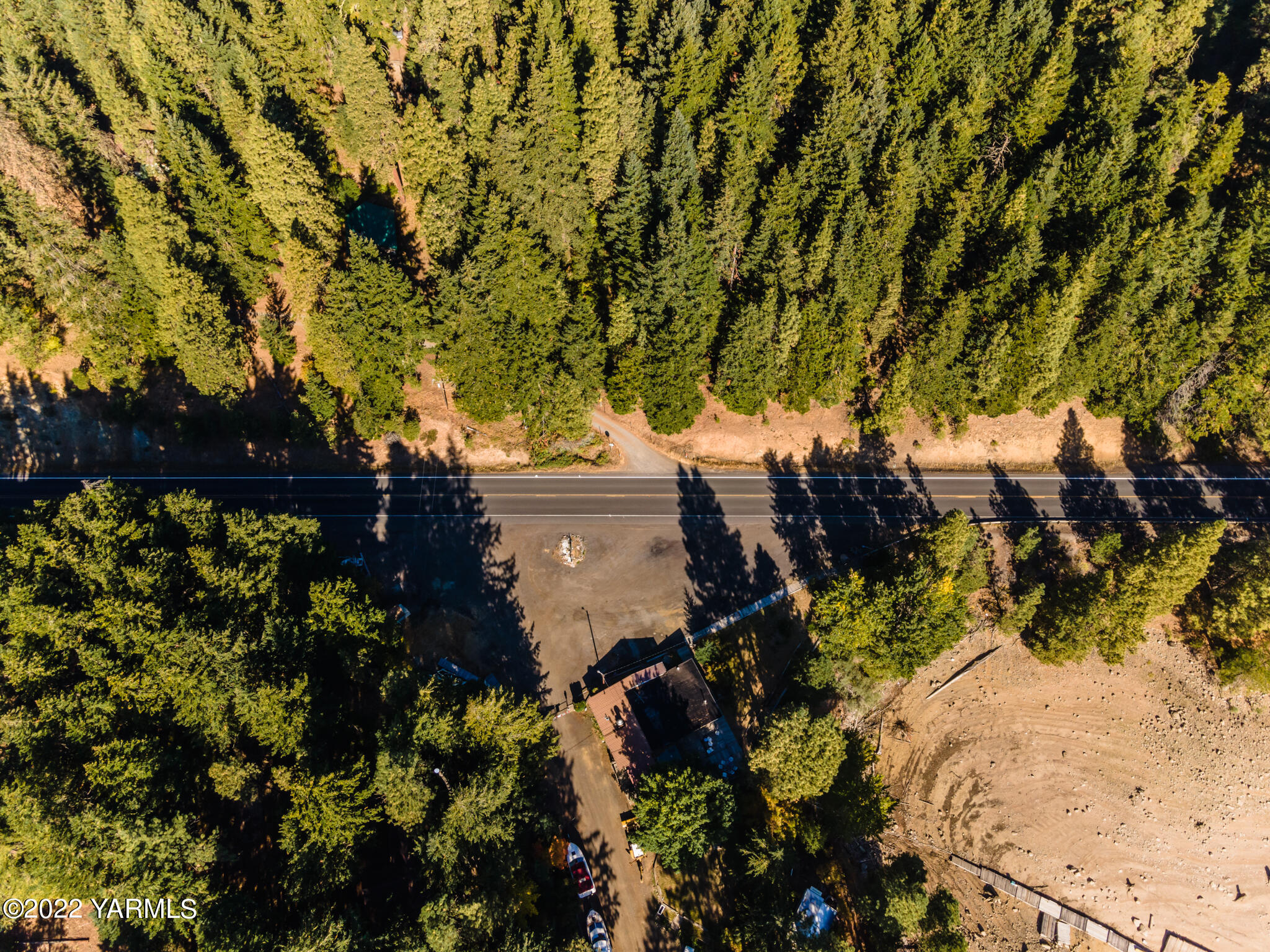 35941 Highway 12, Unit 12 Naches, WA 98937 - Photo 35 of 37 a view of a yard with plants