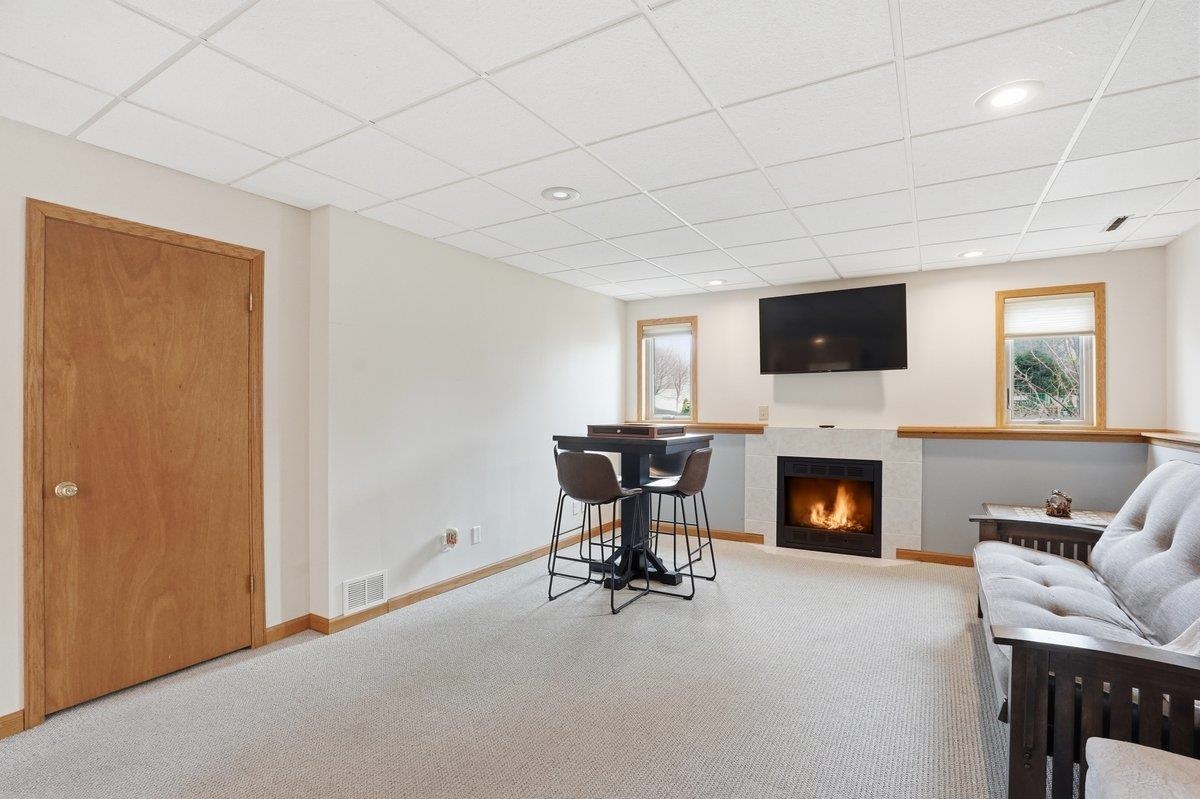 1707 Sapphire Way Sun Prairie, WI 53590 - Photo 22 of 41