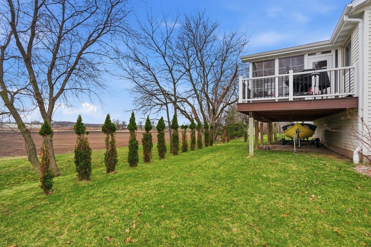 1707 Sapphire Way Sun Prairie, WI 53590 - Photo 35 of 41