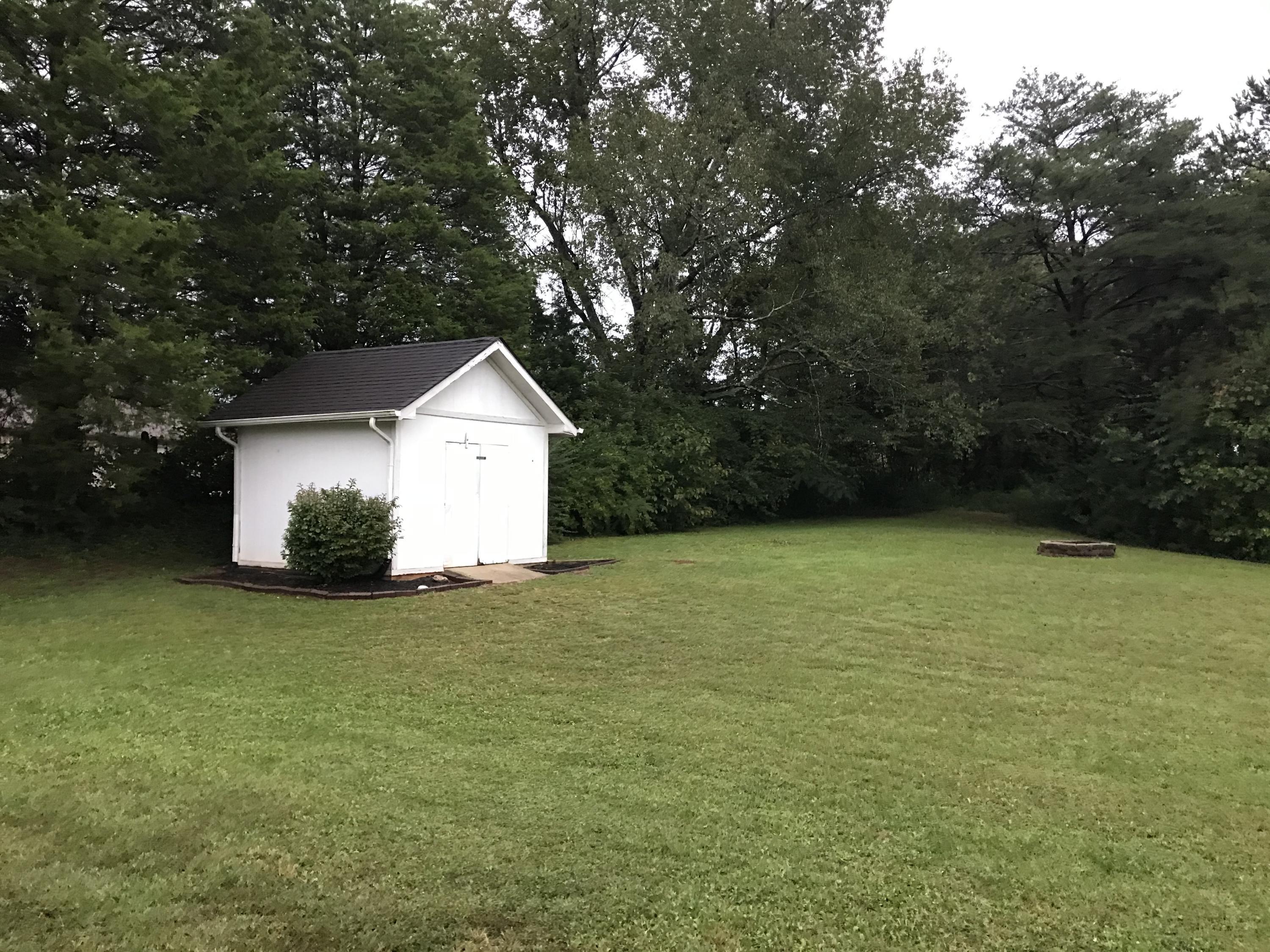 131 Ridgewood Drive Somerset, KY 42503 - Photo 5 of 59 IMG_1620