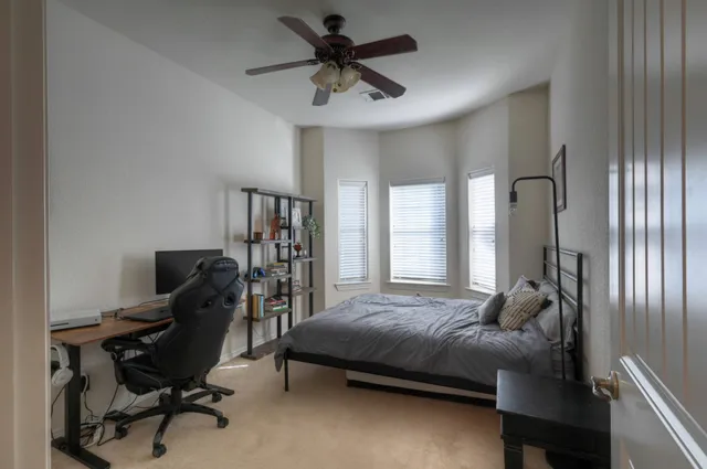 $1,900 | 108 Cove Circle, Conroe, TX 77356