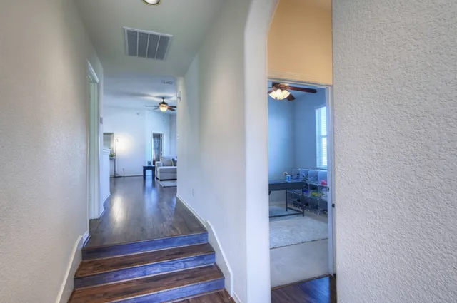 $1,900 | 108 Cove Circle, Conroe, TX 77356