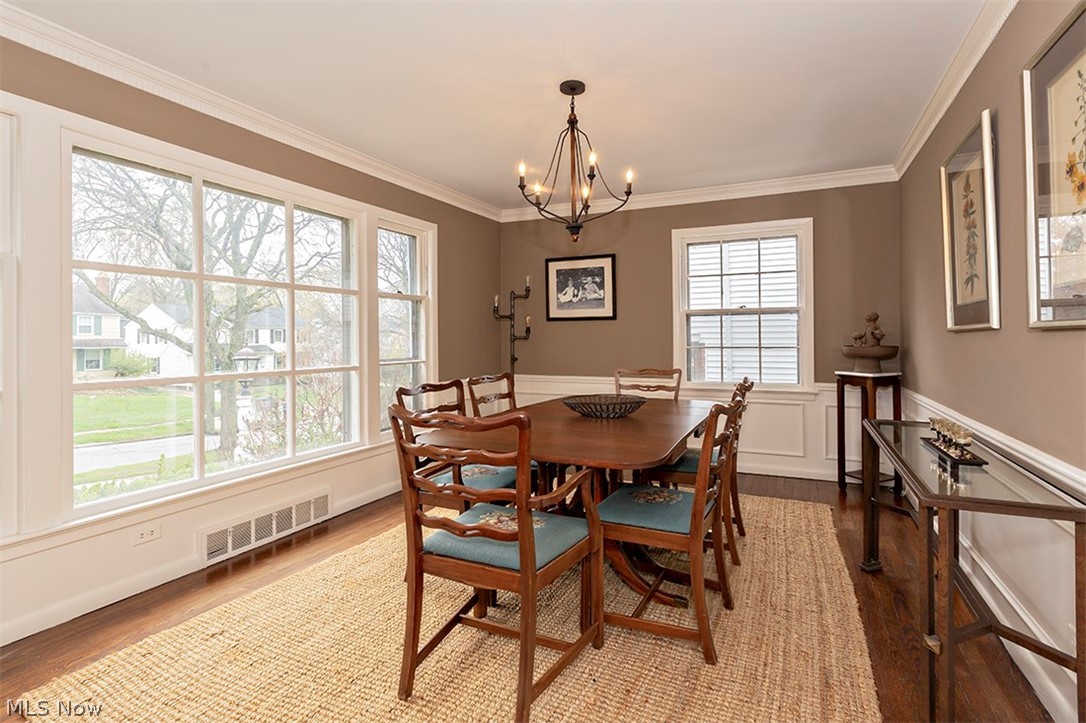 22511 Rye Road Beachwood, OH 44122 - Photo 4 of 25 Formal Dining Room, Play room or Study....you decide