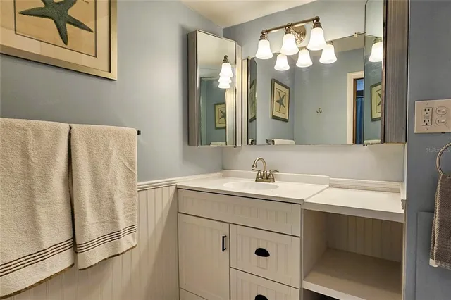 $1,300 | 4318 Tahitian Gardens Circle, Unit B, Holiday, FL 34691