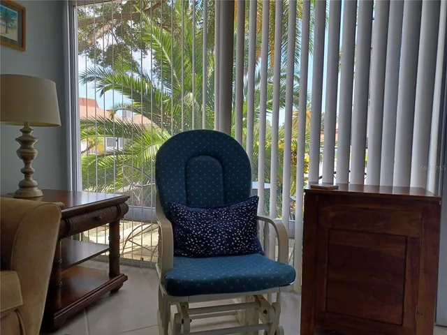 $1,300 | 4318 Tahitian Gardens Circle, Unit B, Holiday, FL 34691