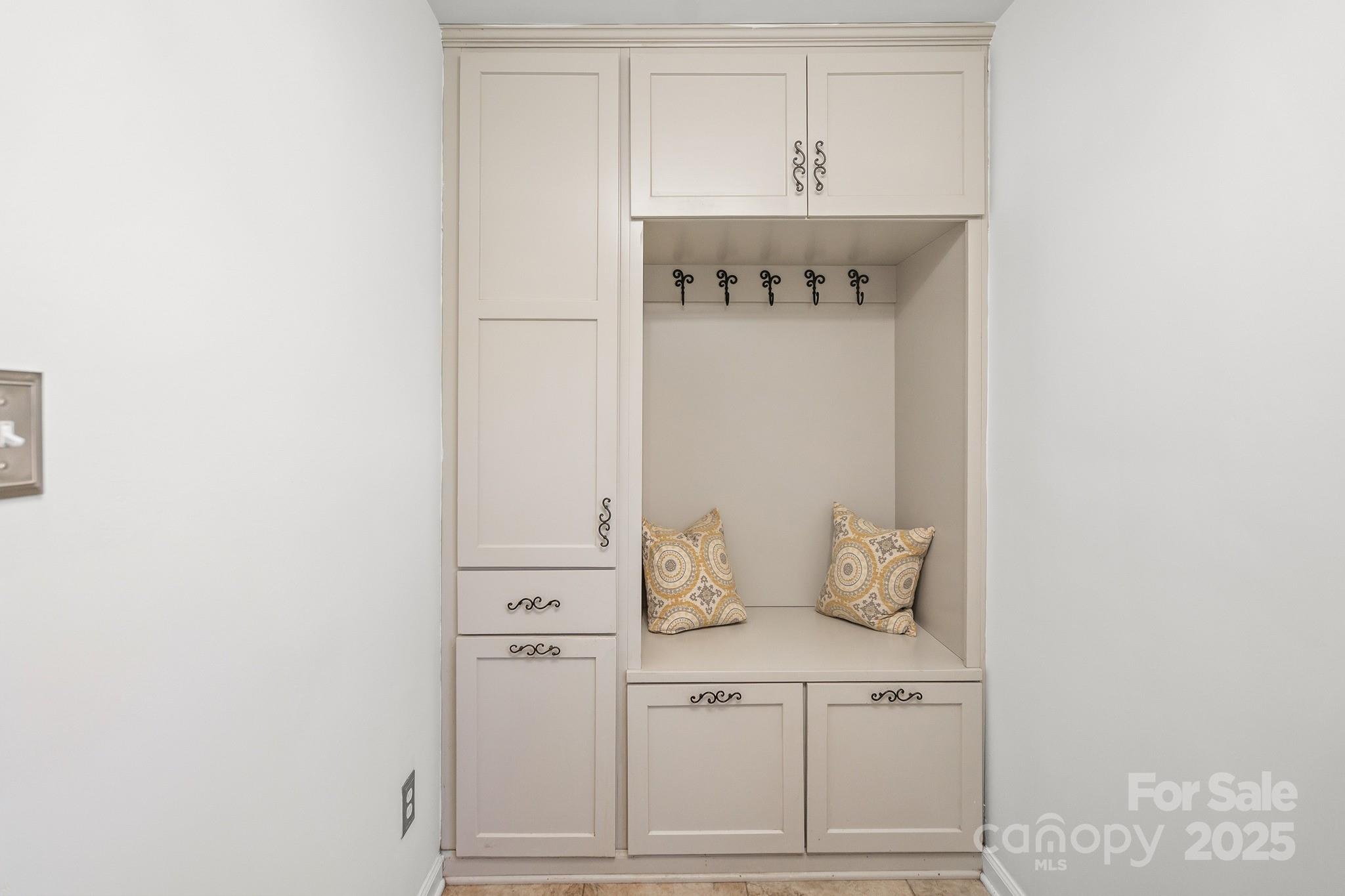 9211 Joyce Kilmer Drive Charlotte, NC 28213 - Photo 18 of 38